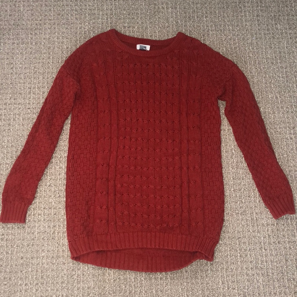 Old navy sweater